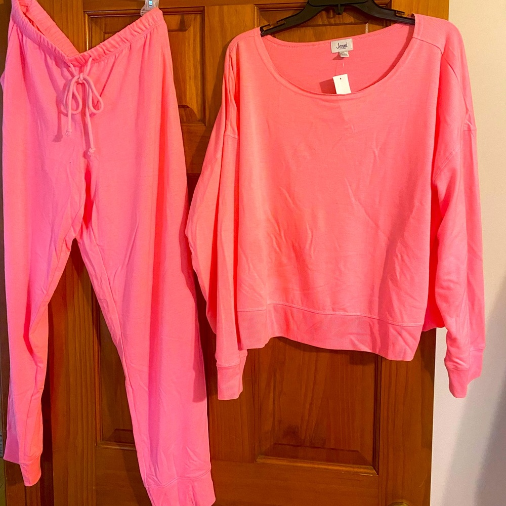 JENNI Loungewear. NWT